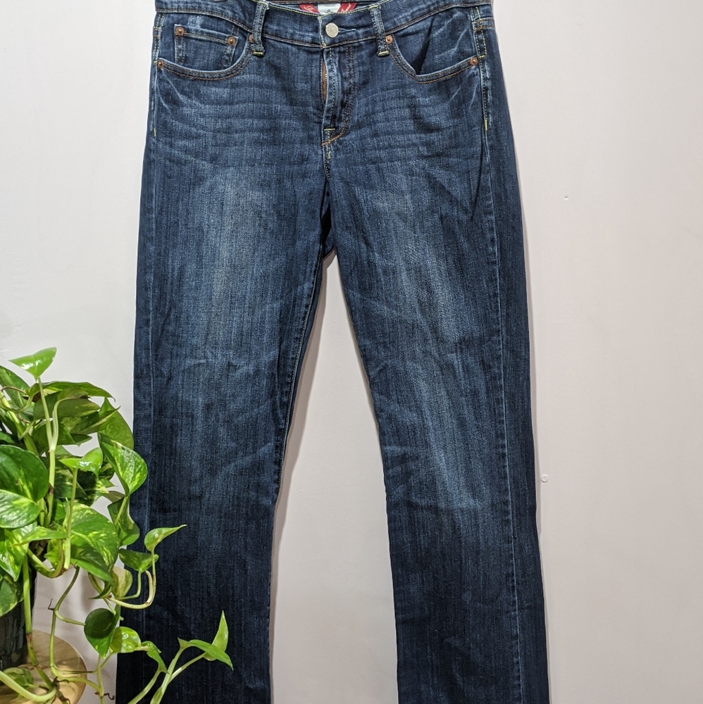 Lucky brand 6/28